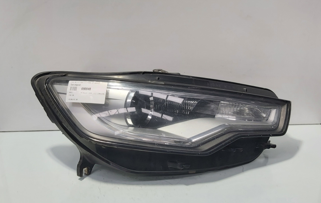 Far dreapta cu lupa si xenon, Audi A6 Avant (4G5, C7) vol pe dreapta (id:690848)