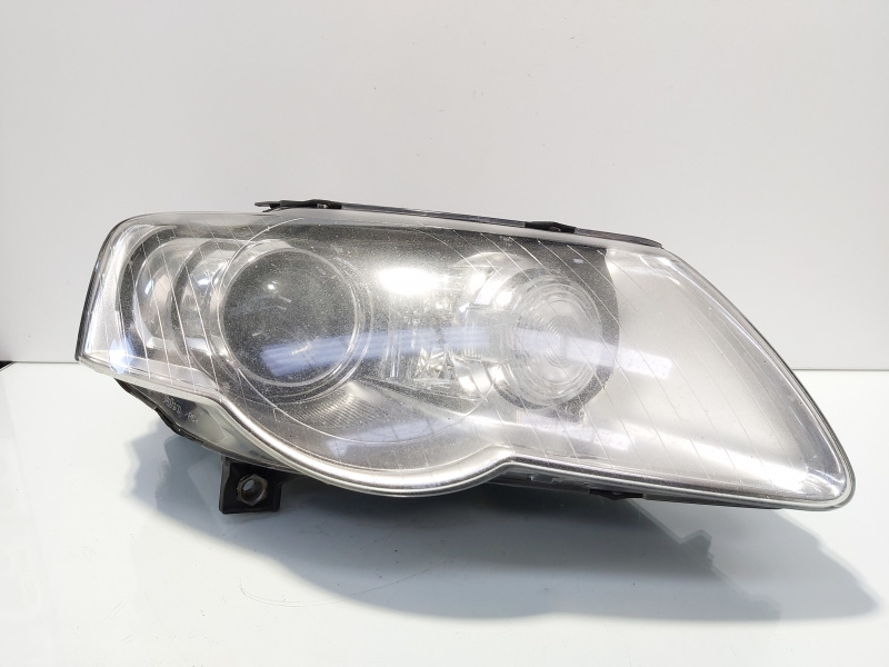 Far dreapta cu lupa si xenon, cod 3C0941752K, Vw Passat (3C2) (id:669811)