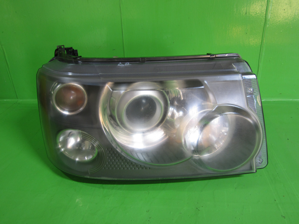 FAR DREAPTA CU LUPA SI XENON RANGE ROVER SPORT 4x4 FAB. 2004 - 2013 ⭐⭐⭐⭐⭐