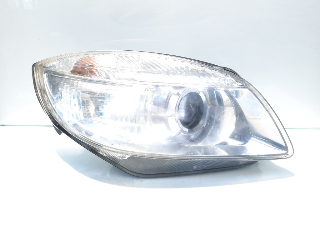 Far dreapta cu lupa, Skoda Fabia 2 (5J, 542) volan pe dreapta (id:499813)