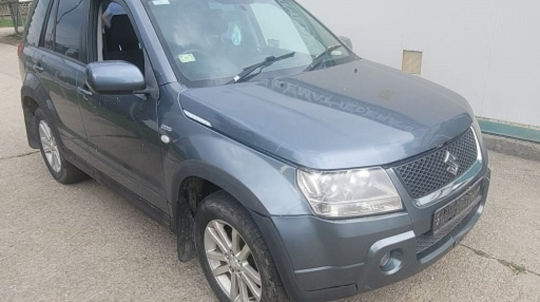 FAR DREAPTA CU LUPA SUZUKI GRAND VITARA 2 4x4 FAB. 2005 - 2015 ⭐⭐⭐⭐⭐