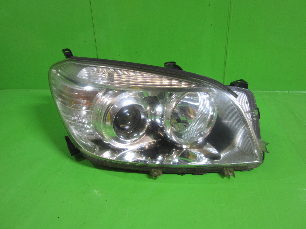 FAR DREAPTA CU LUPA TOYOTA RAV 4 4x4 FAB. 2005 - 2010 ⭐⭐⭐⭐⭐