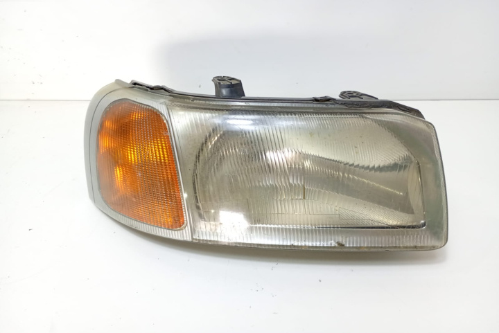 Far dreapta cu o clema lipsa 88203322 Land Rover Freelander [1998 - 2006]
