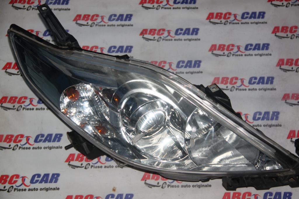 Far dreapta cu xenon Mazda 5 model 2010