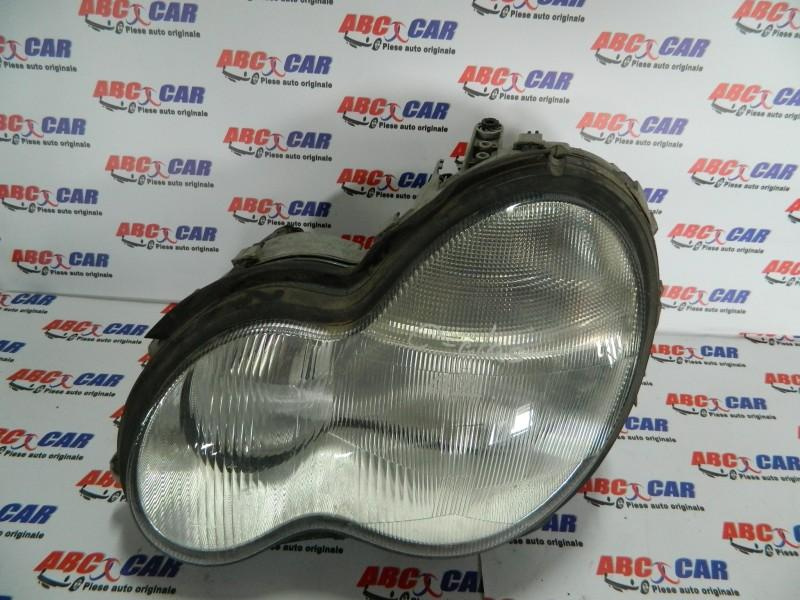 Far dreapta cu xenon Mercedes C-Class 2001-2007 W203