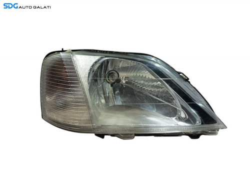 Far Dreapta Dacia Logan 1 2004 - 2007 Cod 8200211006 (Ureche Superiora Lipsa) [LS0063]