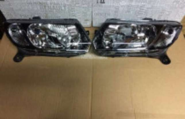 Far dreapta Dacia Logan 2/Sandero 2 An 2013_2014_2015_2016 NOU