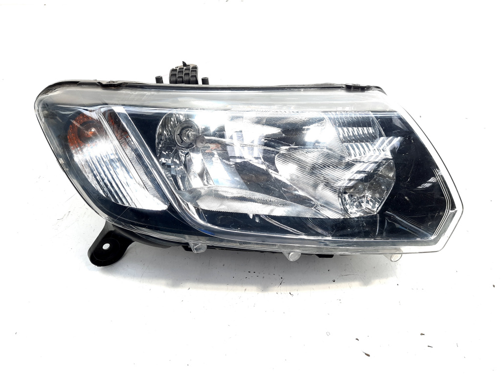 Far dreapta, Dacia Sandero 2 Stepway (idi:514975)