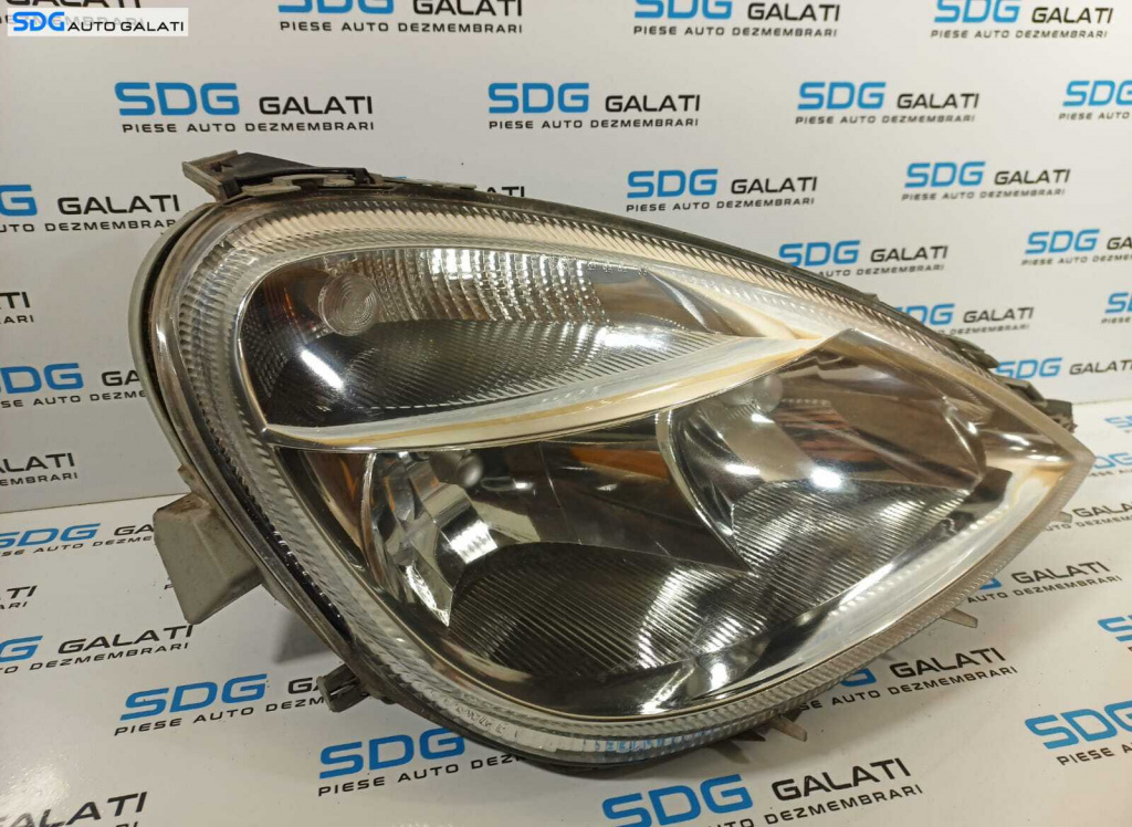 Far Dreapta EUROPA Mercedes Clasa A Class W168 Facelift FL 2001 - 2005 Cod A1688201761 0301192201 [L2158]
