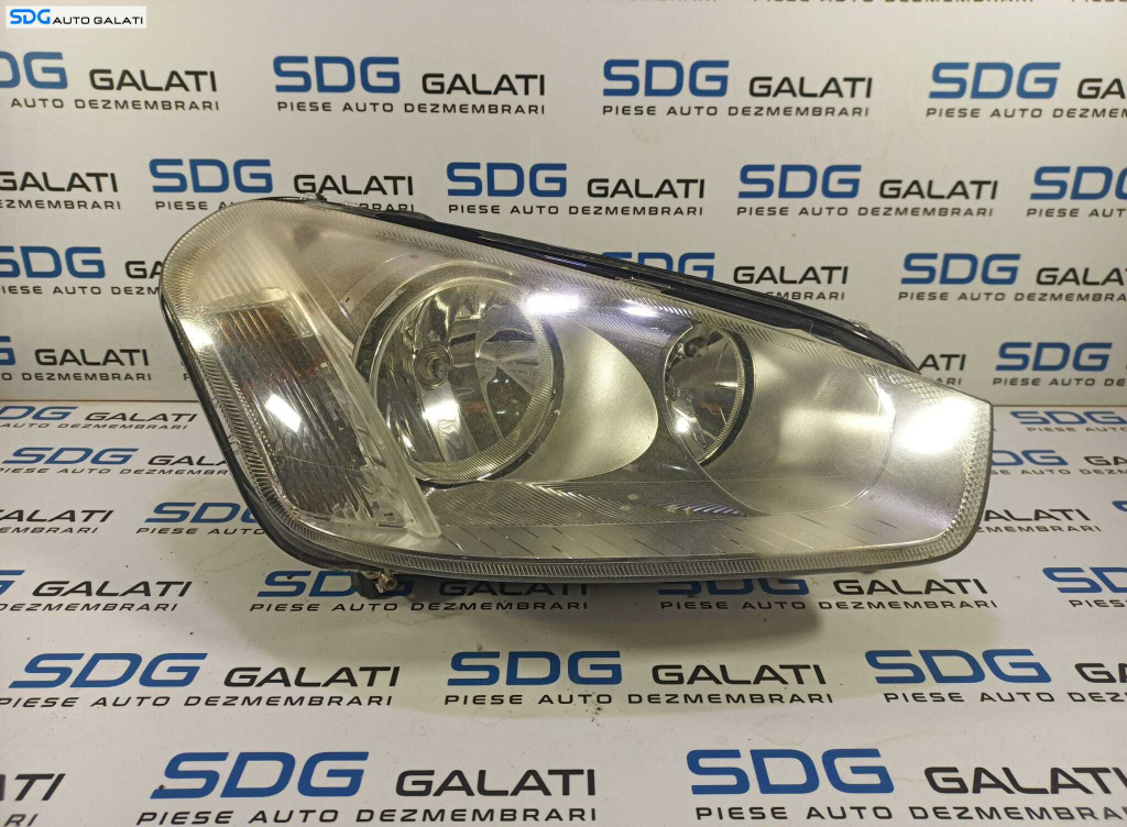 Far Dreapta FARA Xenon Ford C-Max 2007 - 2010 Cod 7M51-13W029-BC [L1521]