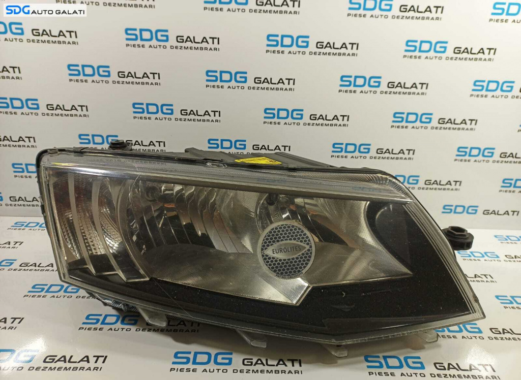 Far Dreapta FARA Xenon Skoda Octavia 3 2013 - 2017 Cod 5E2941016 030127260200 [L1894]
