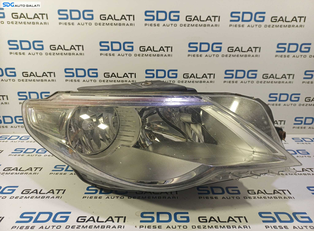 Far Dreapta FARA Xenon Volkswagen Passat CC 2008 - 2012 Cod 3C8941006D 0301239602 [L1772]