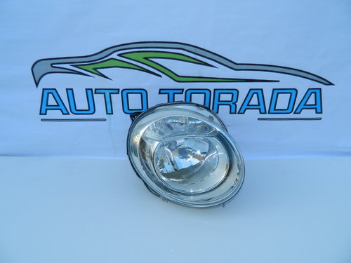 Far dreapta Fiat 500
