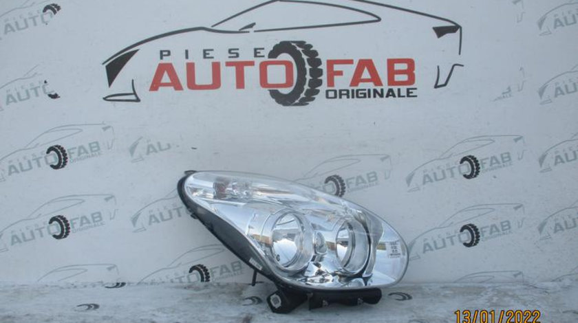 Far dreapta Fiat Doblo an 2010-2011-2012-2013-2014-2015 XU4FZS8Y8V