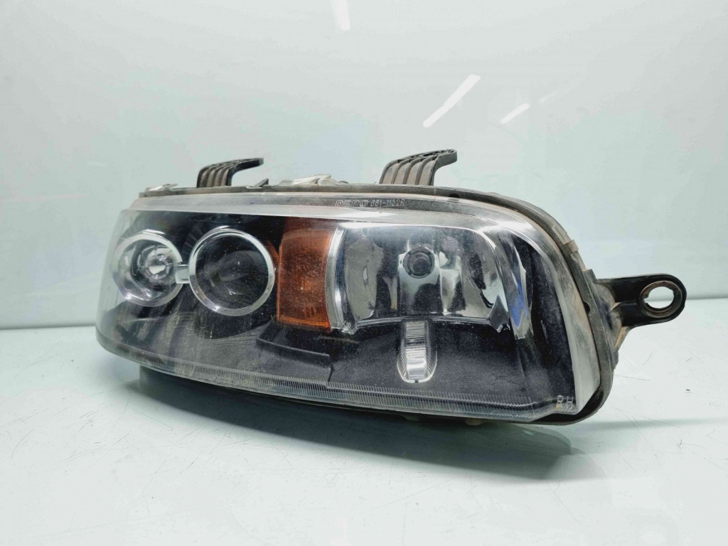 Far dreapta Fiat Punto (188) [Fabr 1999-2007] OEM