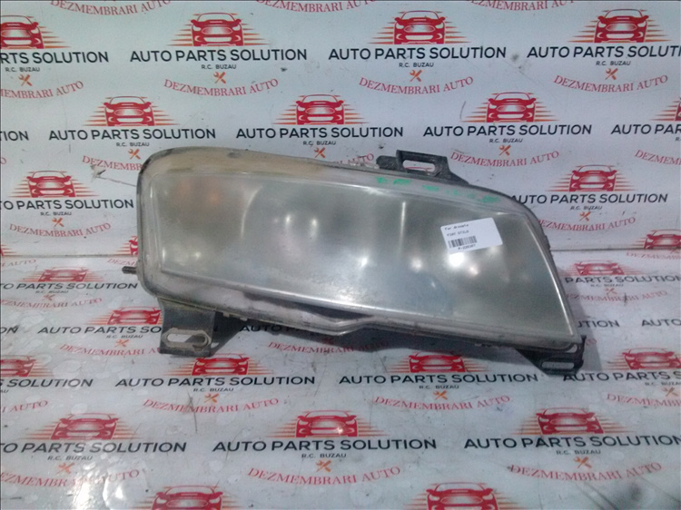 Far dreapta FIAT STILO