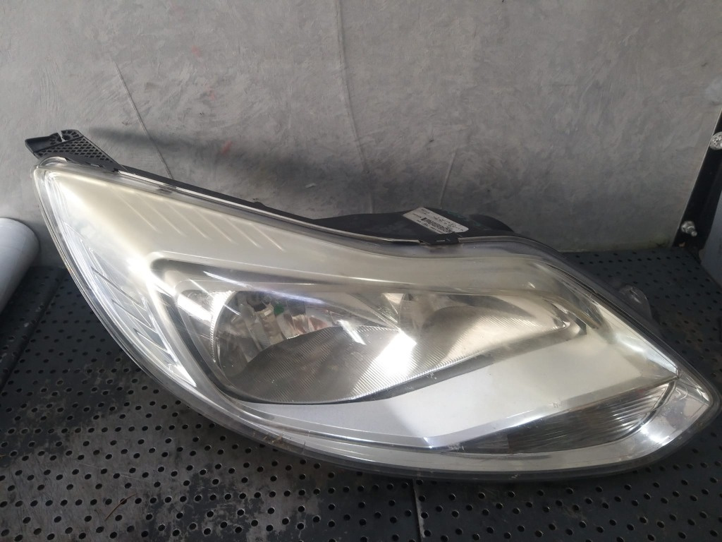 Far dreapta focus 3 bm5113w029ah