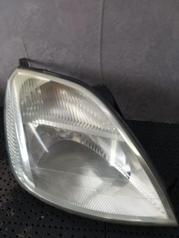 Far dreapta ford fiesta 5 jh jd 2s6x13w029aj