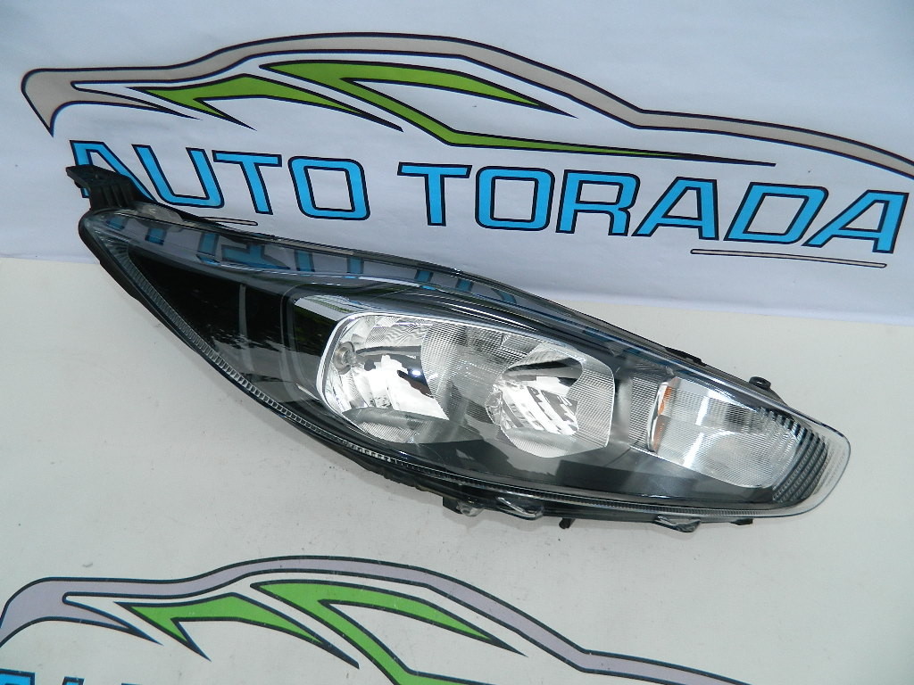 Far dreapta Ford Fiesta model 2014-2017 cod C1BB-13W029-AC
