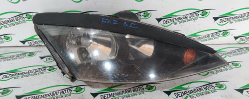 Far dreapta Ford Focus [1998 - 2004] wagon 5-usi 1.8 TDCi MT (101 hp)