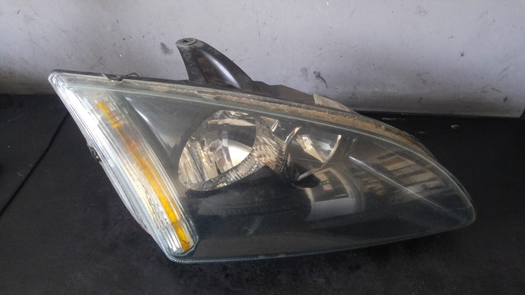 Far dreapta ford focus 2 4m51-13w029-jb
