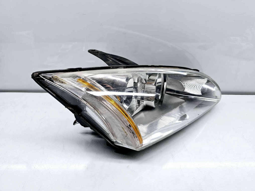 Far dreapta Ford Focus 2 Combi (DA) [Fabri 2004-2012] OEM