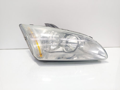 Far dreapta, Ford Focus 2 Combi (DA) vol pe stanga (id:698093)