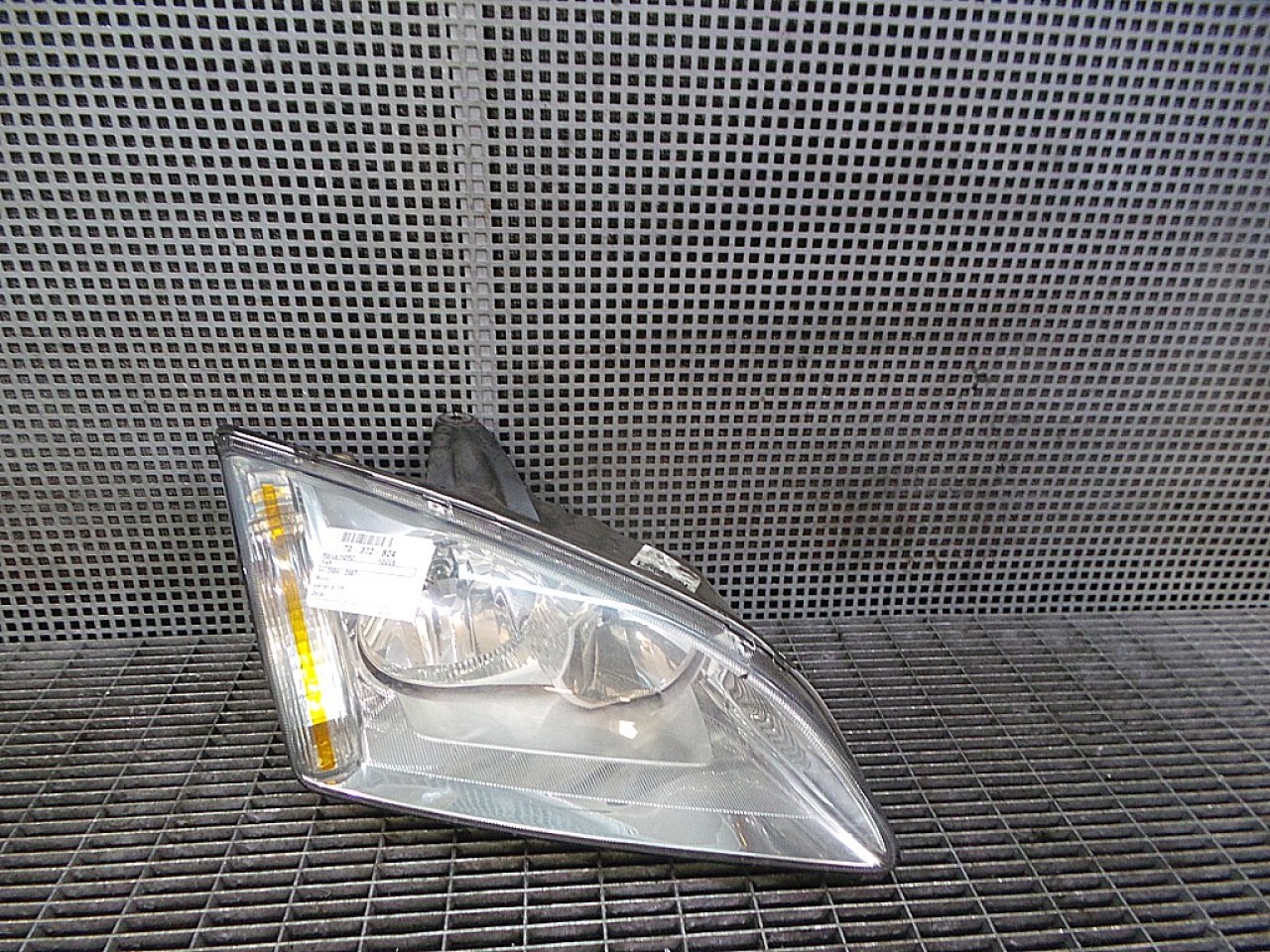 FAR DREAPTA FORD FOCUS FOCUS - - (2004 2008)