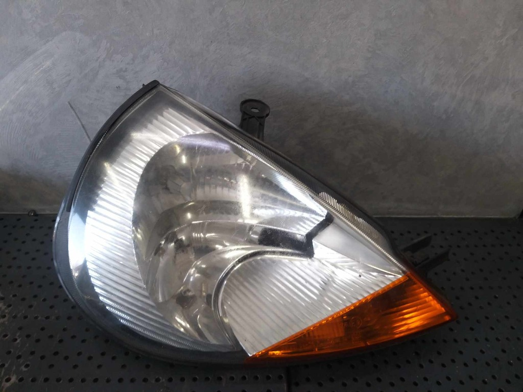 Far dreapta ford ka rb 97kg13k060ab