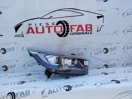 Far dreapta Ford Kuga 2 Facelift Bixenon an 2016-2017-2018-2019 GV4113D154EH GSCSHHM4W6