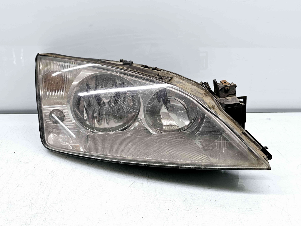 Far dreapta Ford Mondeo 3 Combi (BWY) [Fabr 2000-2007] 1S71-13005-AJ