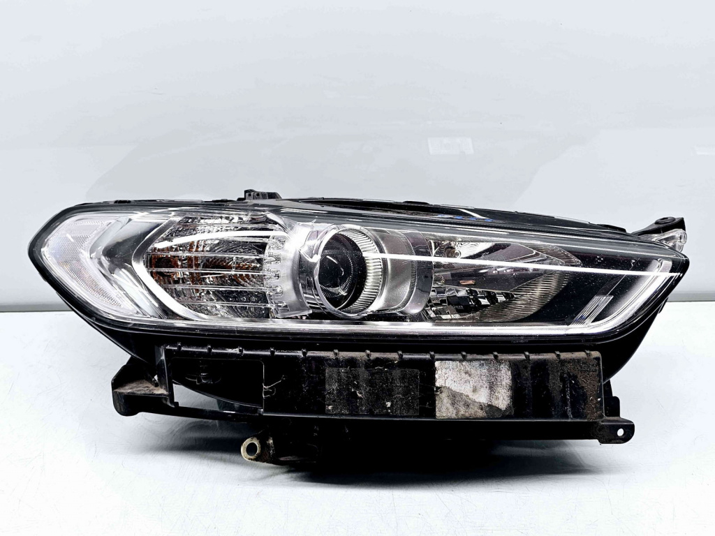 Far dreapta Ford Mondeo 5 Sedan [Fabr 2014-2022] DS73-13W029-BE