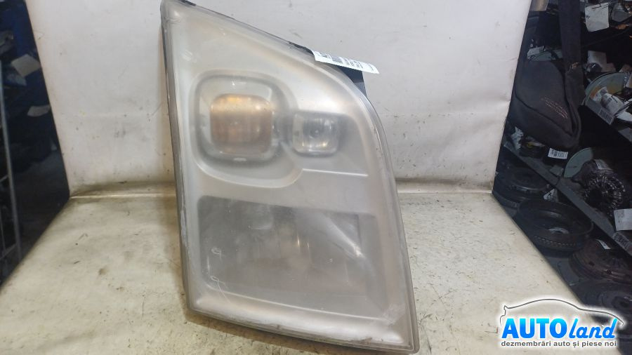 Far Dreapta Ford TRANSIT bus 2006