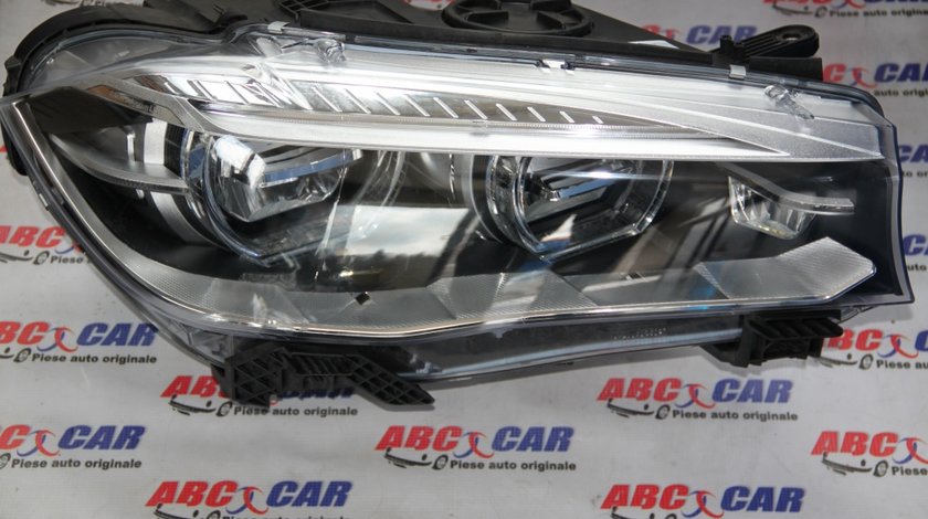 Far dreapta full LED BMW X5 F15 cod: 7410684 model 2014