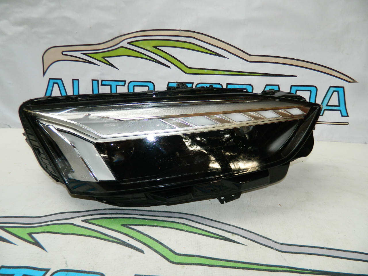 Far dreapta Full LED Matrix Audi A5 S5 model 2020-2024 cod 8W6941040