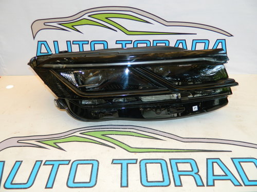 Far dreapta FULL LED Matrix VW Touareg 2018-2022 cod 761941082