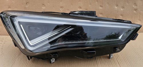 Far dreapta Full Led Seat Cupra Formentor 2021 2022 2023 2024