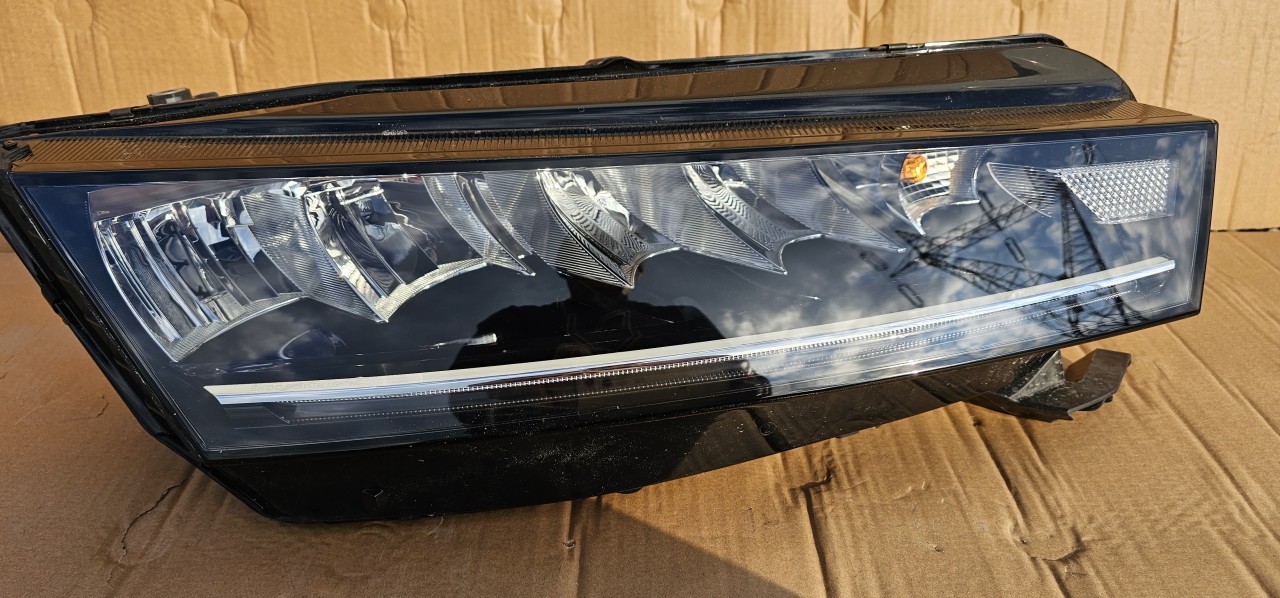 Far dreapta FULL LED Skoda Octavia 4 2020 2021 2022
