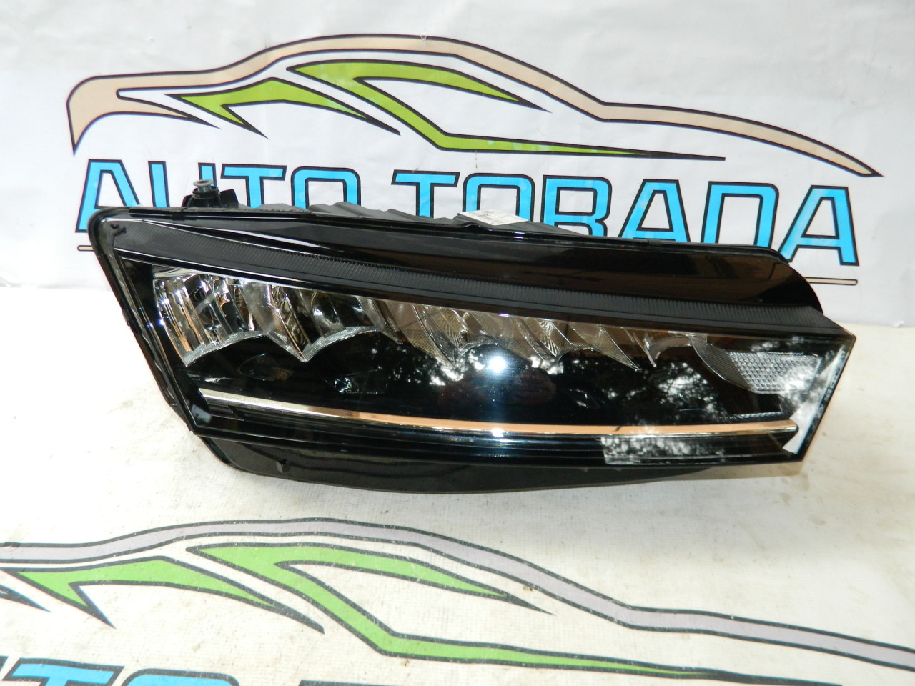 Far dreapta Full LED Skoda Octavia 4 model 2020-2022 cod 5E4941016