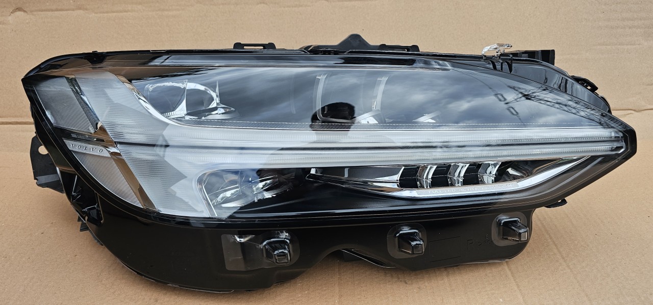 Far dreapta Full Led Volvo S90 / V90 2017 2018 2019 2020 2021