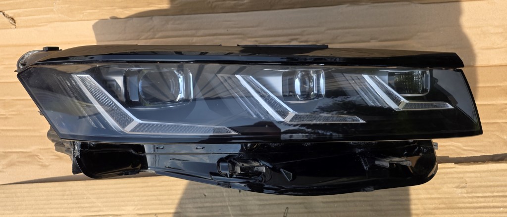 Far dreapta Full Led Vw Touareg 3 Facelift IQ LIGHT 2023 2024 2025