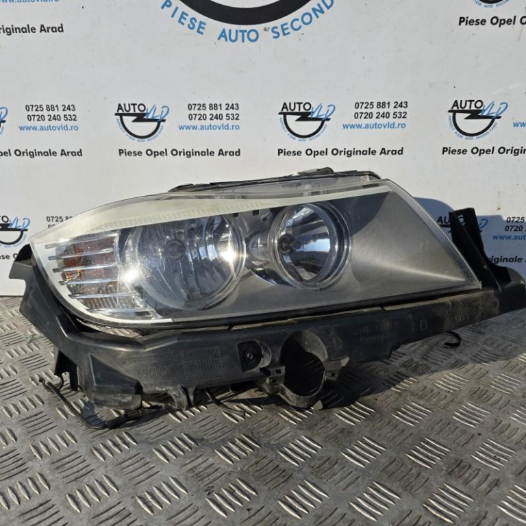 Far dreapta fundal negru halogen BMW Seria 3 2005-2012 E90