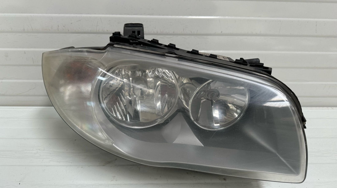 Far Dreapta Halogen BMW Seria 1 E81 E87 2004 - 2013 Cod 6924488 [Z0250]