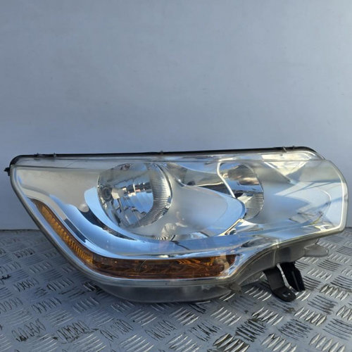 Far dreapta halogen Citroen C4 2 2010-2016