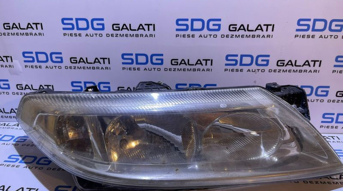 Far Dreapta Halogen cu Defect Renault Laguna 2 2001 - 2007 Cod 8200002847