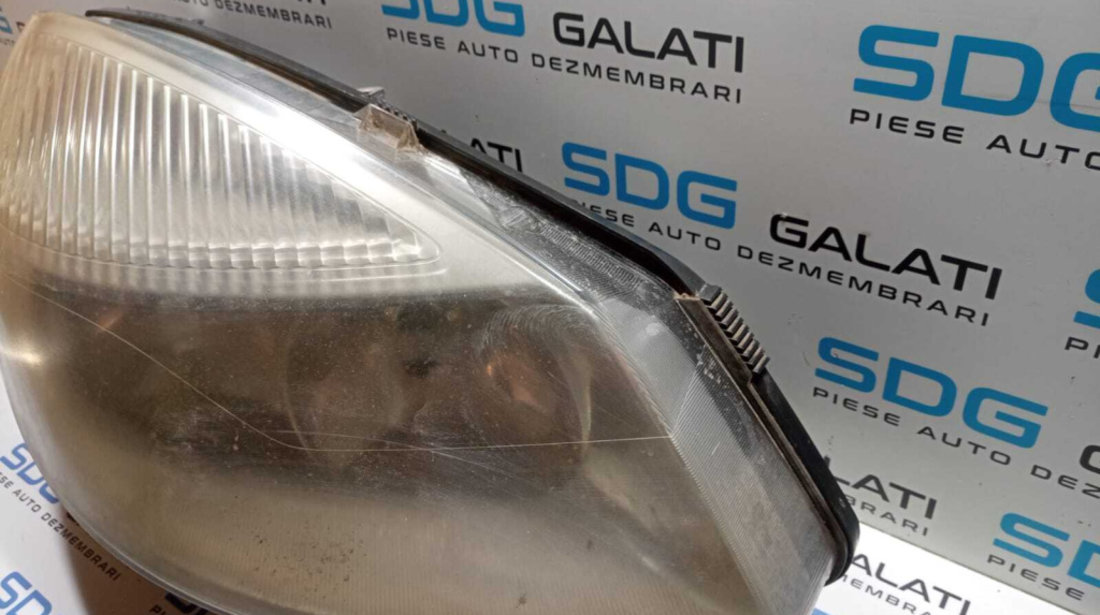 Far Dreapta Halogen Murdar la Interior Renault Scenic 2 2003 - 2009 Cod 15810400RE [M4408]