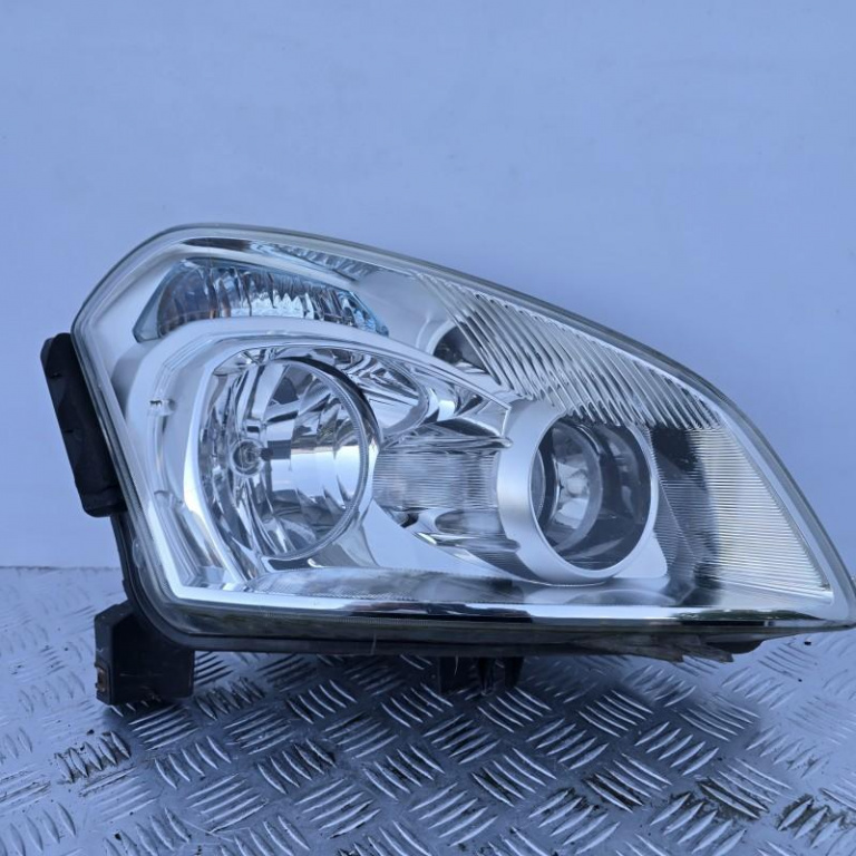 Far dreapta halogen Nissan Qashqai 2007-2010 J10