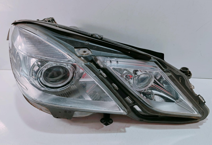 Far Dreapta Hella xenon A2128200239KZ Mercedes-Benz E-Class W212 [2009 - 2013]