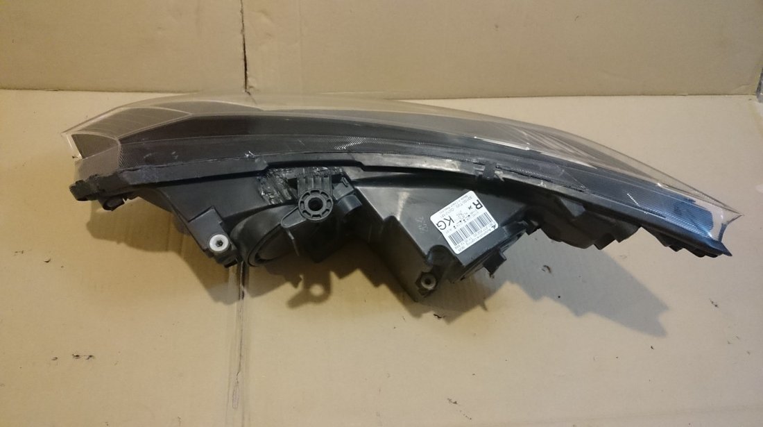 Far dreapta Honda Civic IX (FK) 2012-2016 cod 030127720200