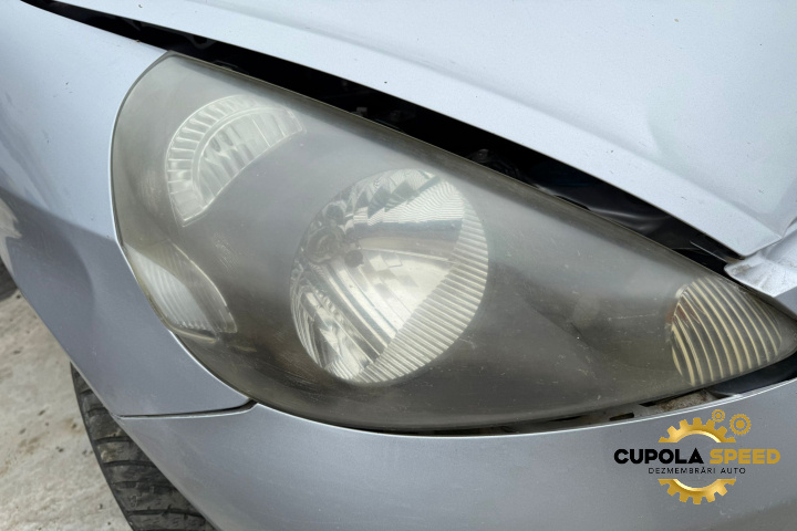 Far dreapta Honda Jazz [2001 - 2004]